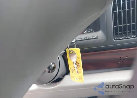 1998 Buick Lesabre Custom from USA, damaged, VIN 1G4HP52K8WH475041